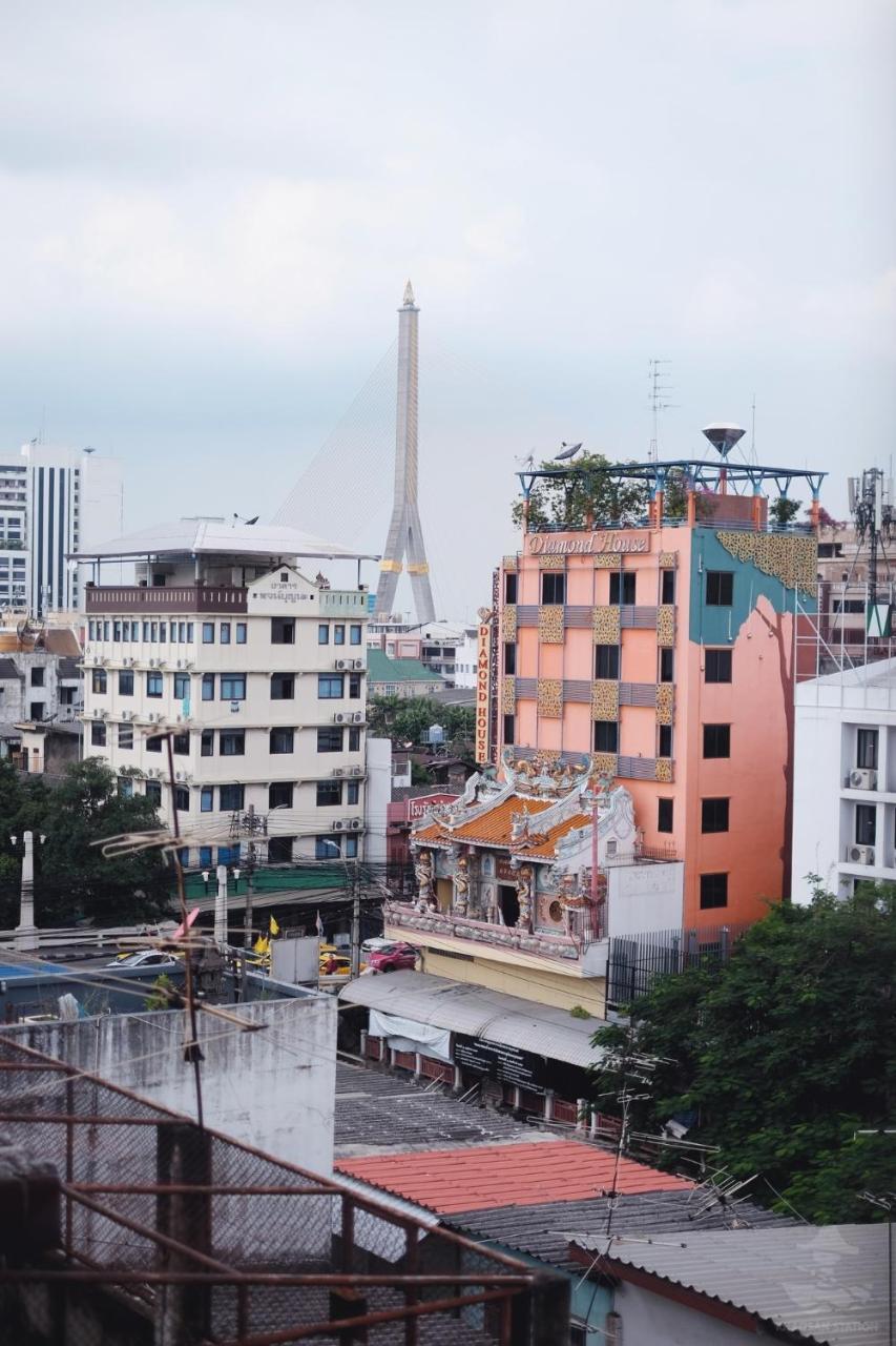 Khaosan Station (Adults Only) Vandrarhem Bangkok Exteriör bild
